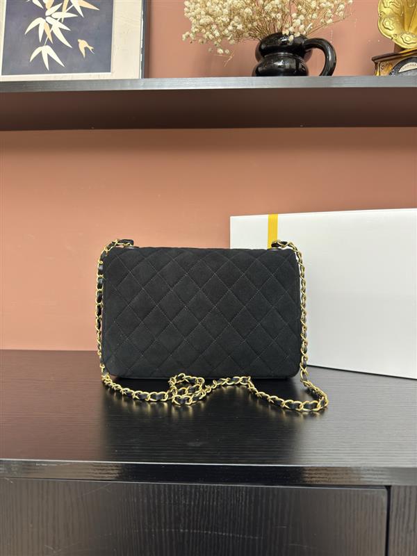 2026131214232972 700